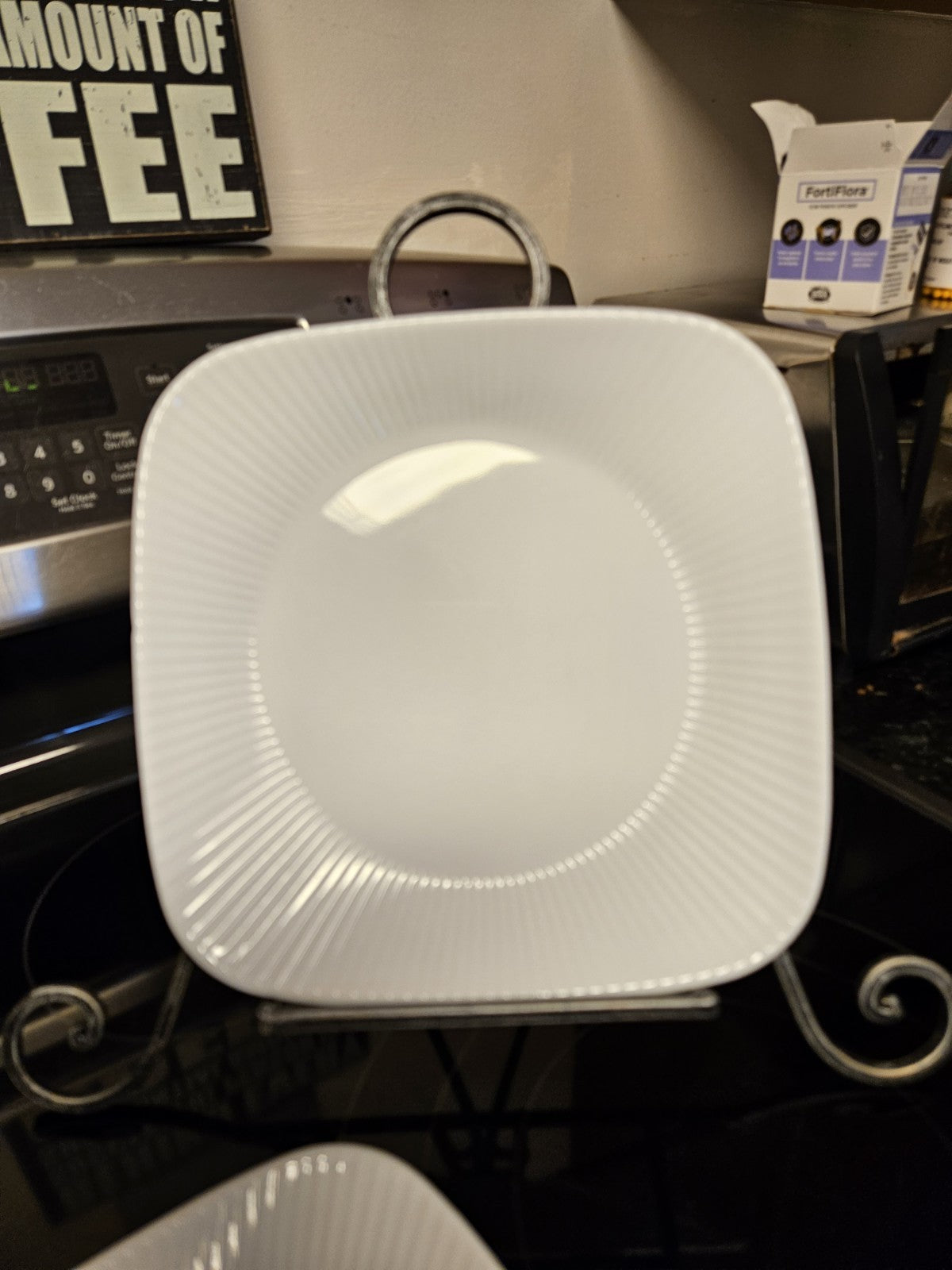 Set of 4 Vintage Corelle Vitrelle Scandia Ultra Square White 9" Salad Plates EUC