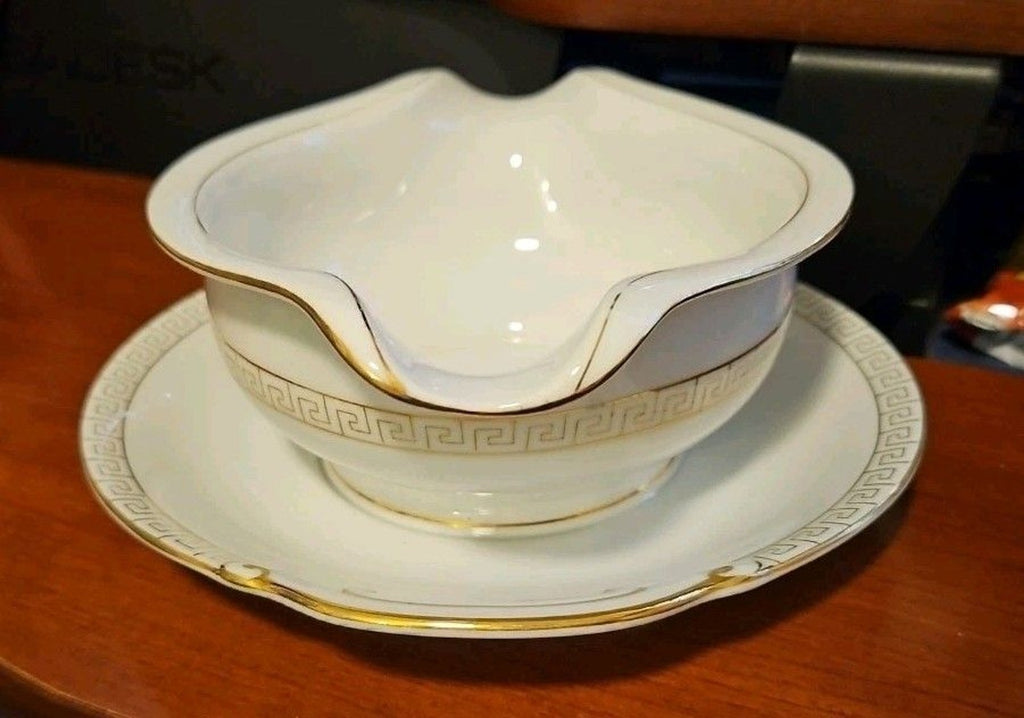 Sone China Gravy Boat with Attached Underplate #1879 Golden Greek Key Pattern
