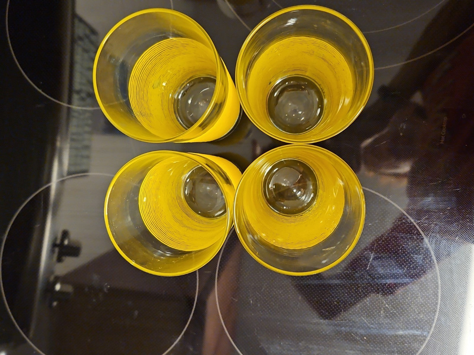 Set of 7 Vintage Culver Yellow Icicle Glasses Spaghetti String Glasses Rare!