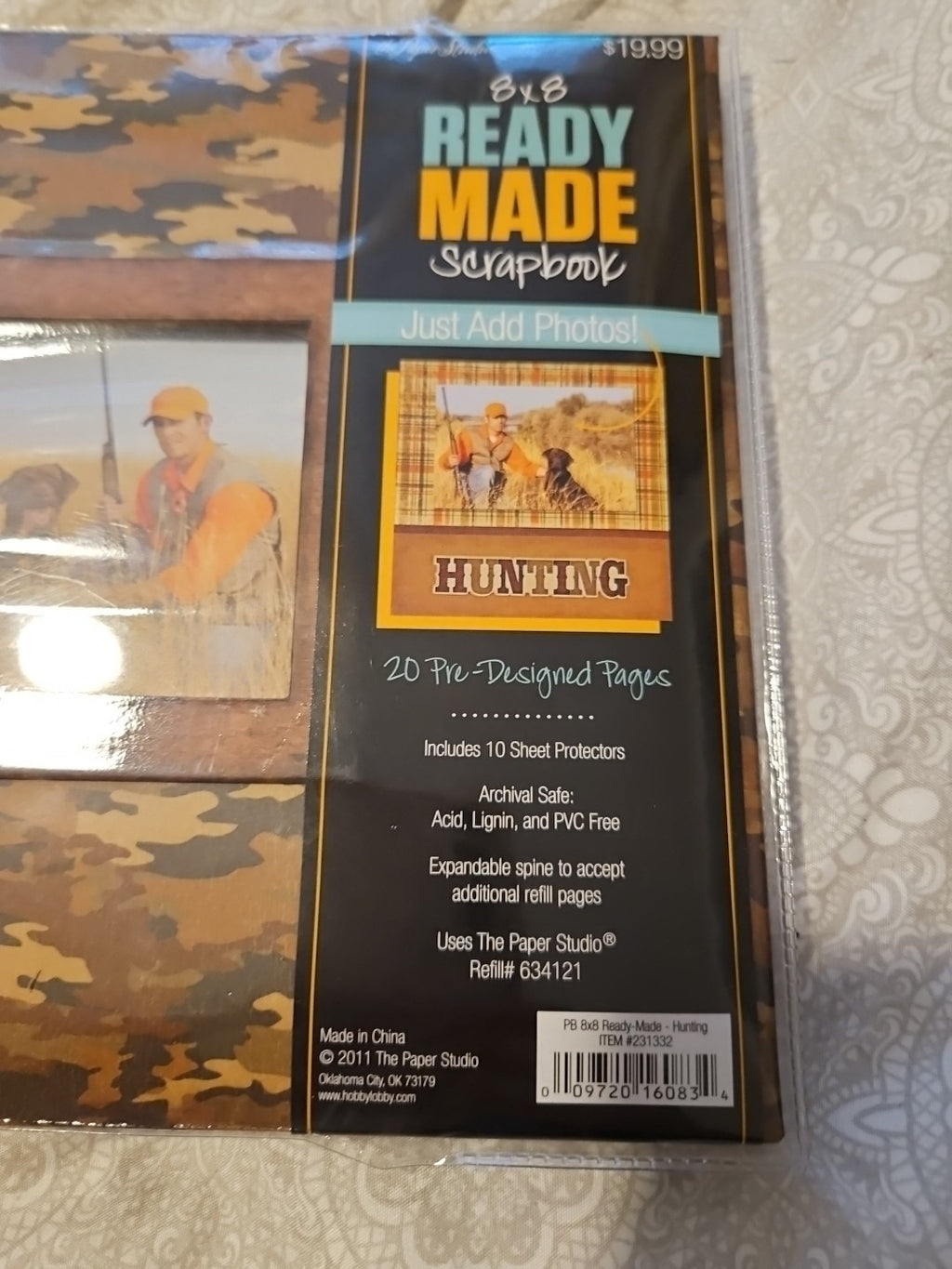 The Paper Studio 8x8 Hunting Theme Ready Made Scrapbook Photo Album 20 Pages NIP