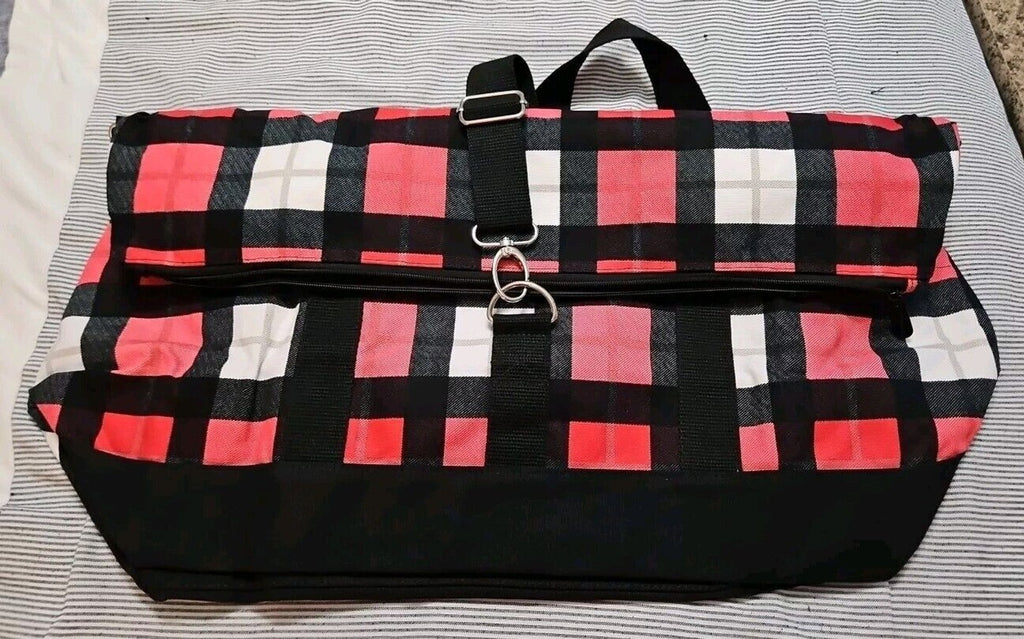 Thirty-One (31) Foldover Weekender Travel Gym Duffel bag Check Mate NWOT