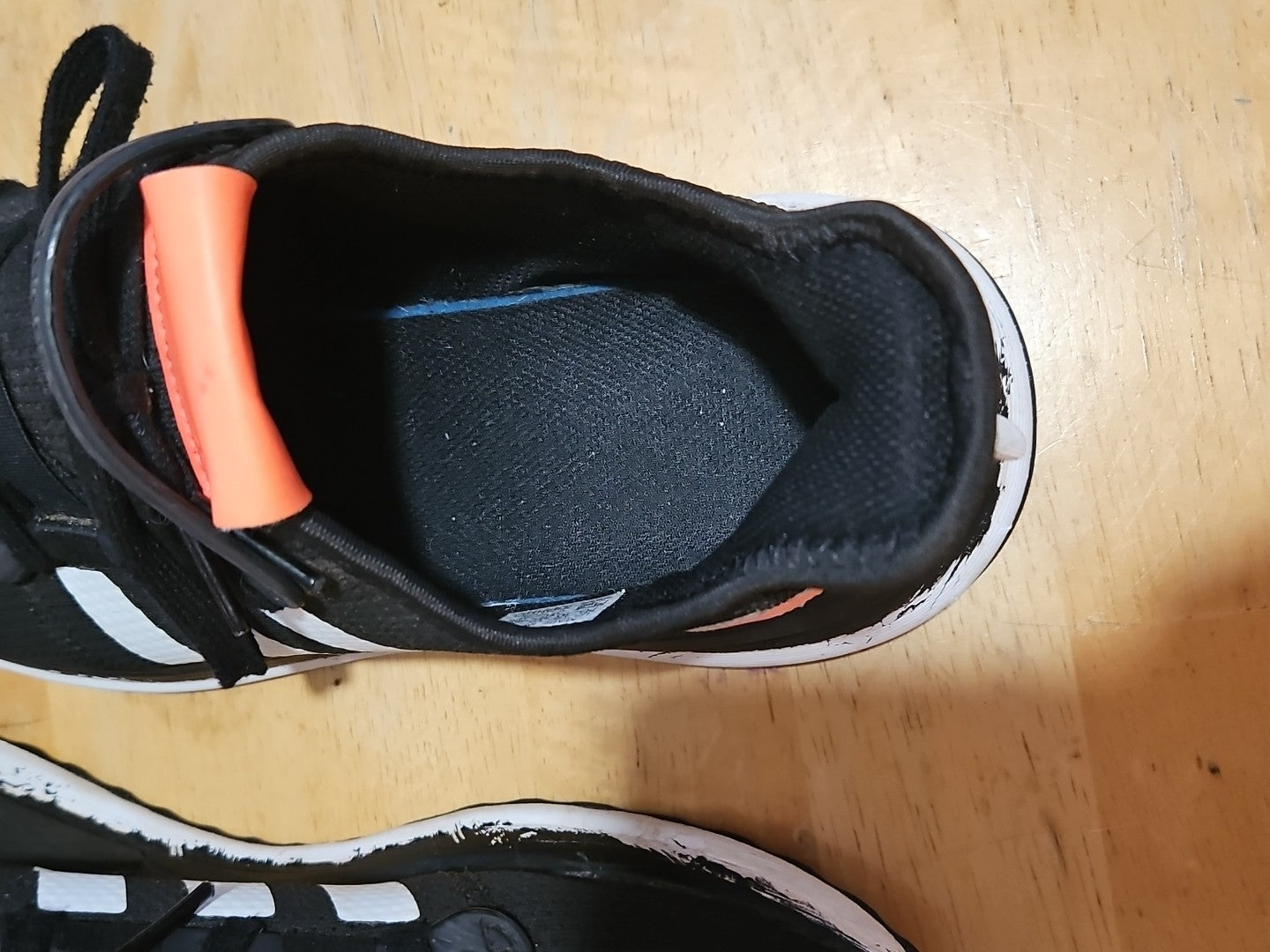 Adidas U Path Run Casual Sneakers From Finish Line Mens Size 10.5 Black & Orange