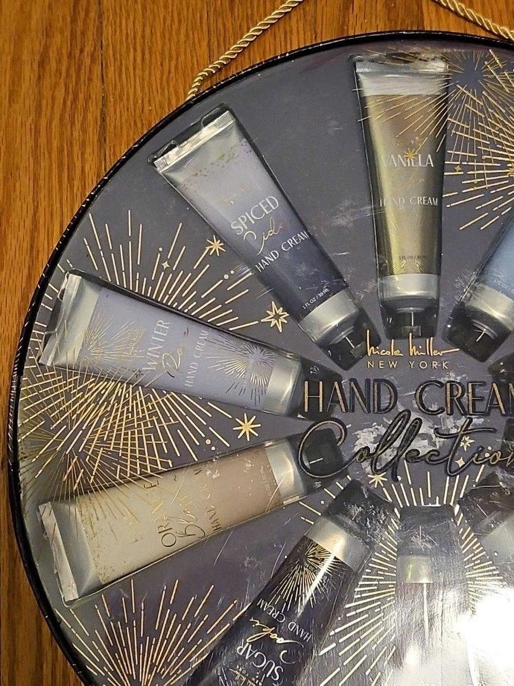 New In Sealed Box Nicole Miller New York Holiday Hand Cream Collection 10 Scents