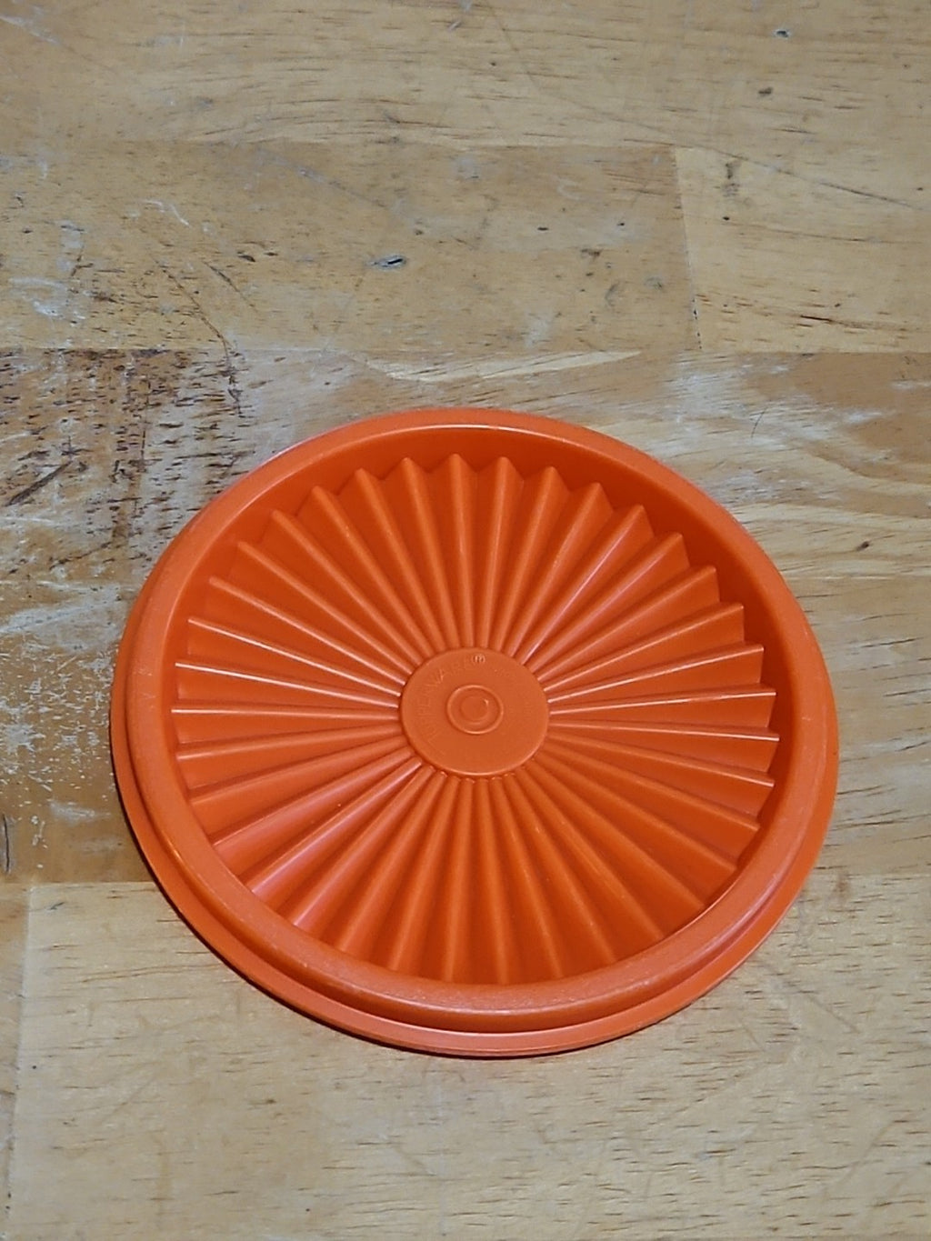 Vintage Tupperware #812 Orange Servalier 5" Round Storage Lid EUC