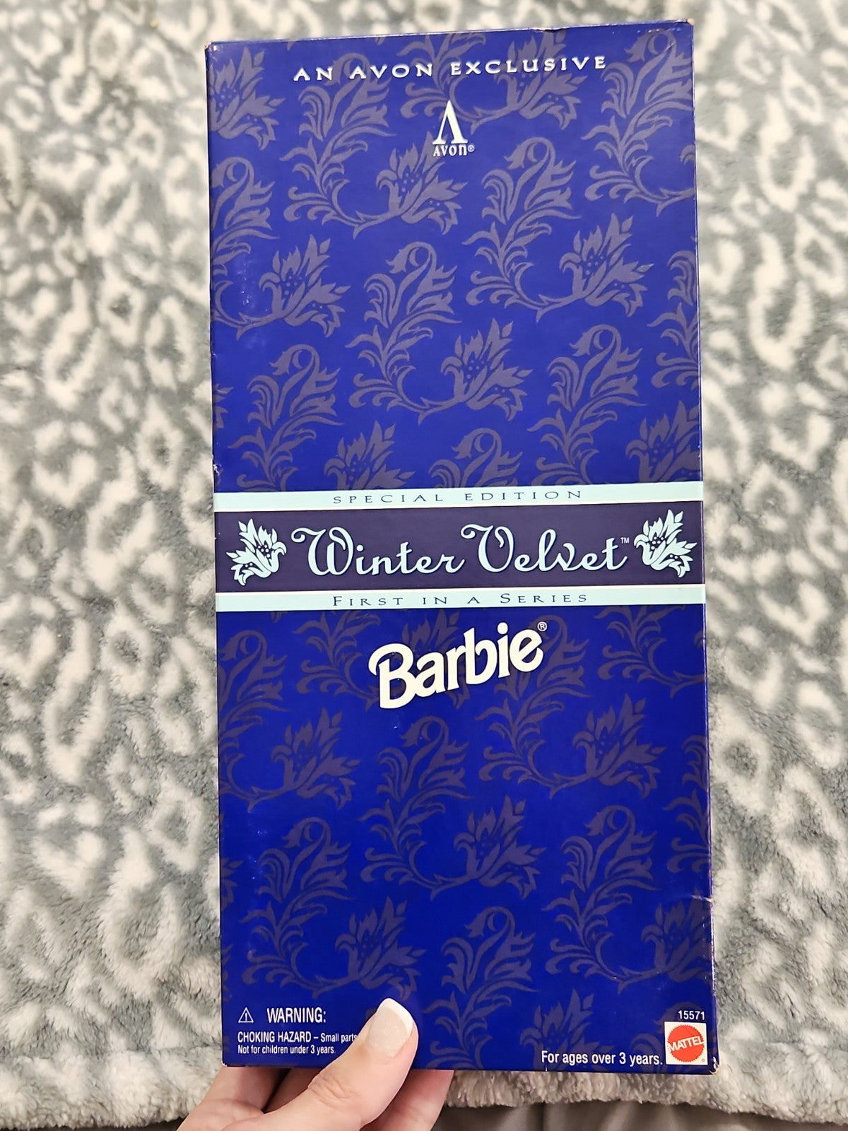 Vintage 1995 Winter Velvet Barbie Doll Avon Special Edition 15571 New NRFB