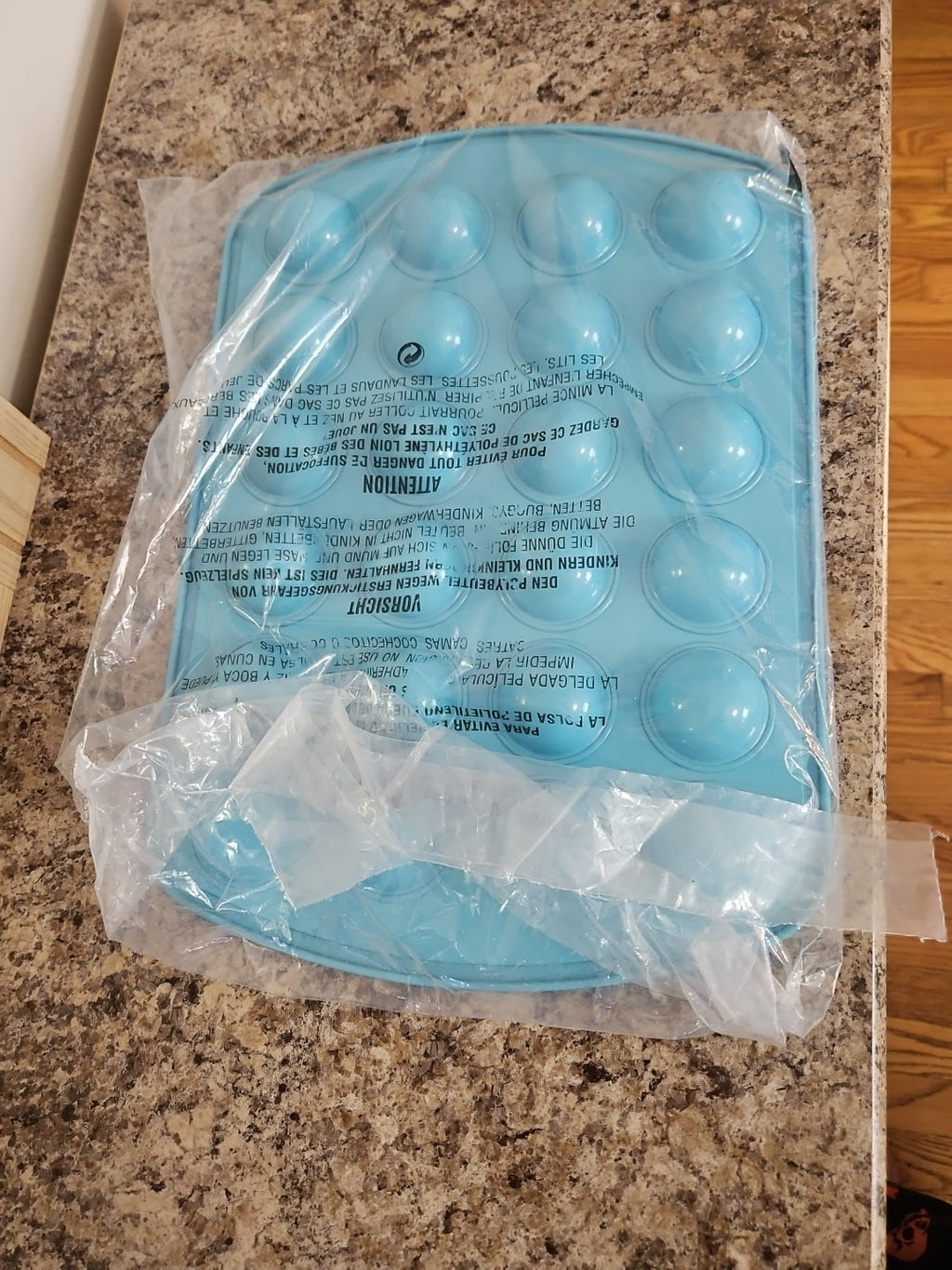 NIP Pampered Chef Donut Hole Cake Pop Pan #100373 Teal