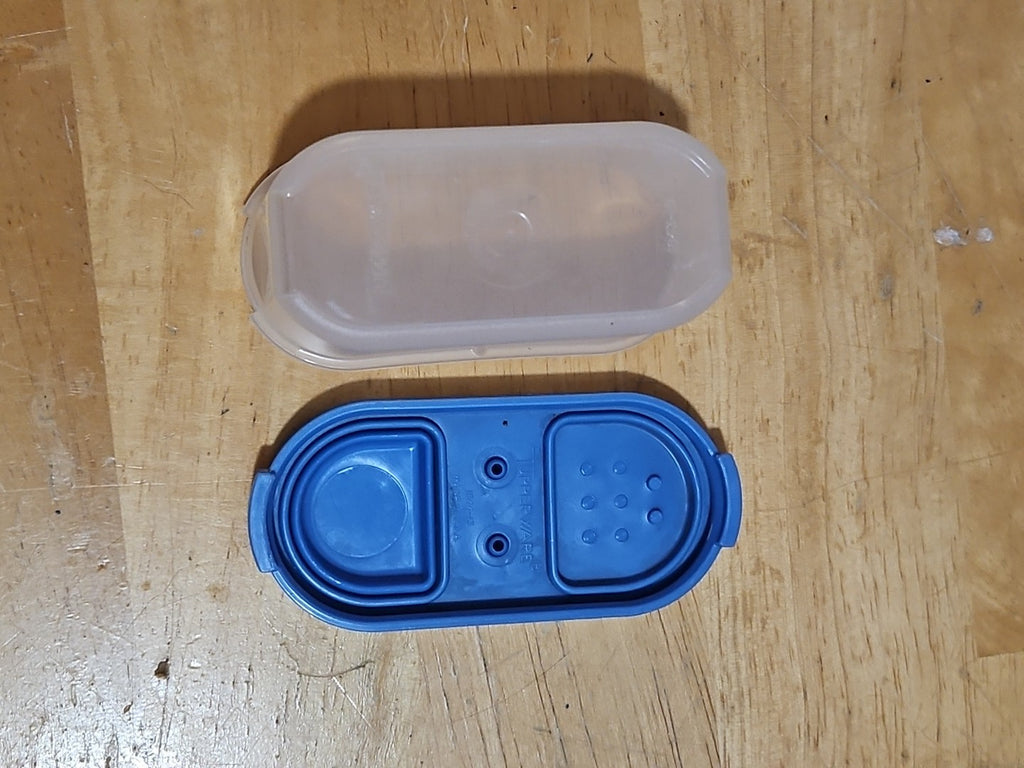 Vintage Tupperware Modular Mates Small Spice Shaker W/ Blue Lid #1843 & #1844