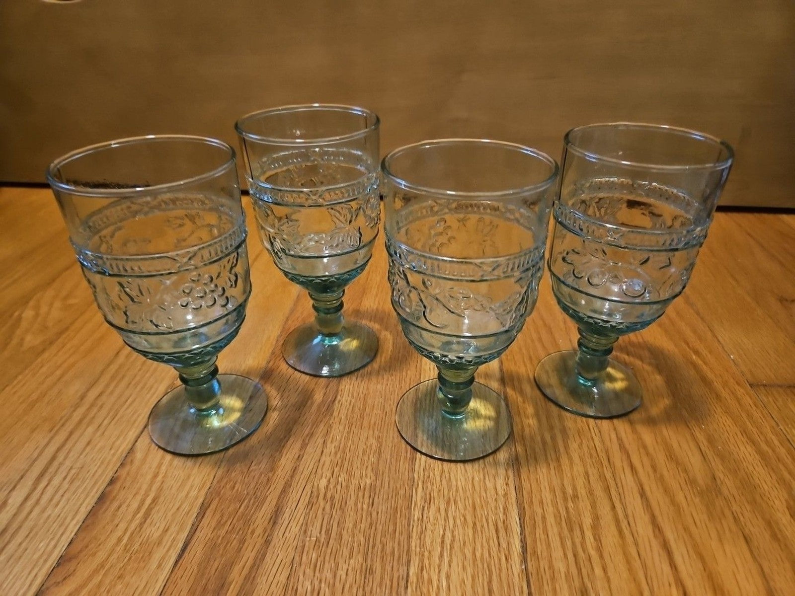 Vintage Mikasa 1960 Embossed Fruit Light Green Glasses Set of Four (4)