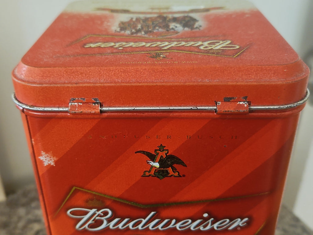 Vintage 2006 Budweiser Beer Limited Edition Holiday Collector Tin Clydesdales