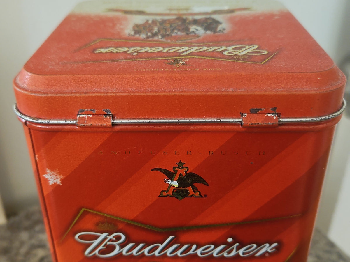 Vintage 2006 Budweiser Beer Limited Edition Holiday Collector Tin Clydesdales