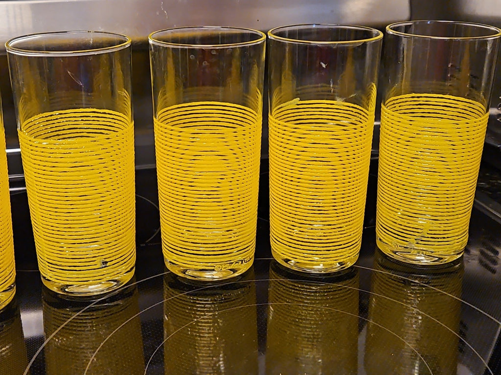 Set of 7 Vintage Culver Yellow Icicle Glasses Spaghetti String Glasses Rare!
