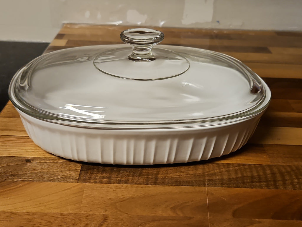 Corning Ware French White 1.5 QT Oval Casserole With Pyrex DC-1/2 Lid EUC