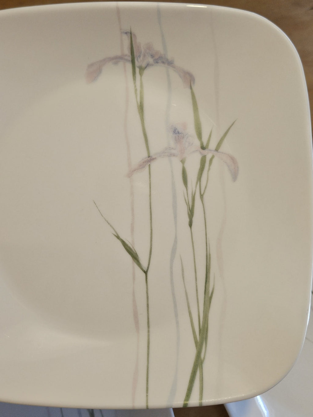 Set of 5 Corelle Vitrelle Square Shadow Iris Luncheon Plates 9" Salad Plates EUC