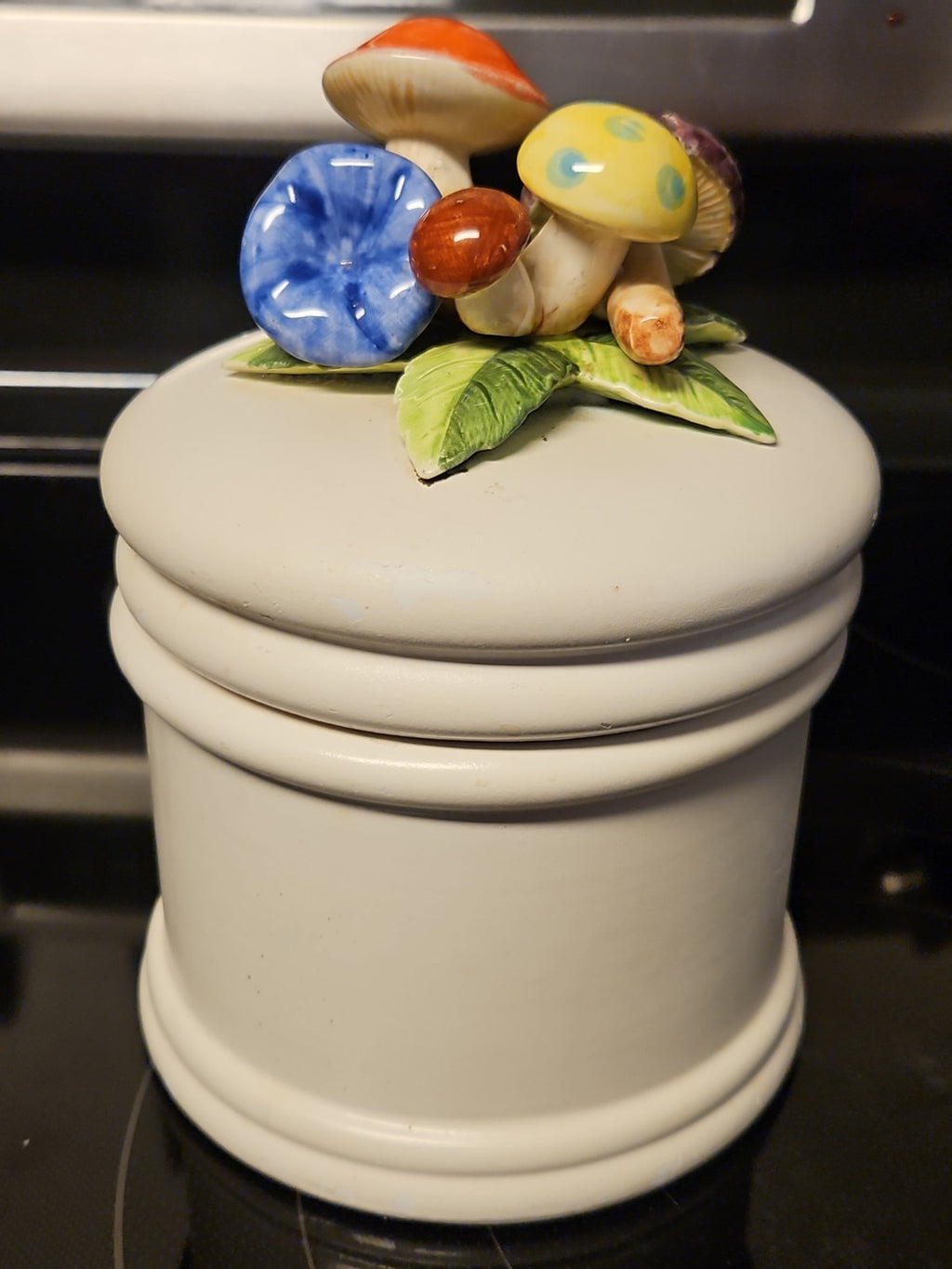 Vintage Arnart Ceramic Canister With Mushrooms Lid Medium Jar 5.5" READ