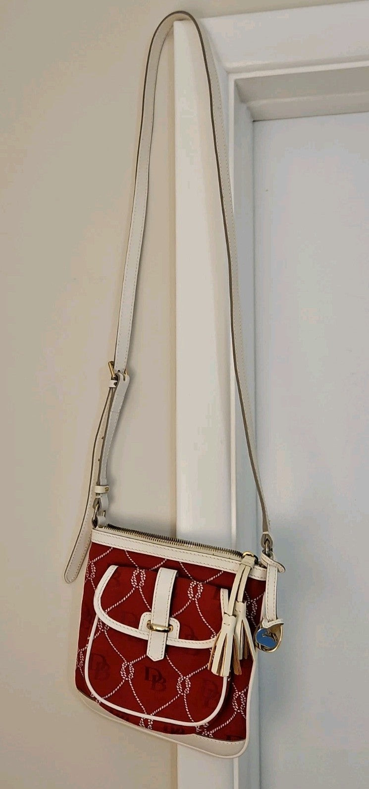 Vintage Y2K Nautical Dooney & Bourke Red & White DB Signature Jacquard Crossbody