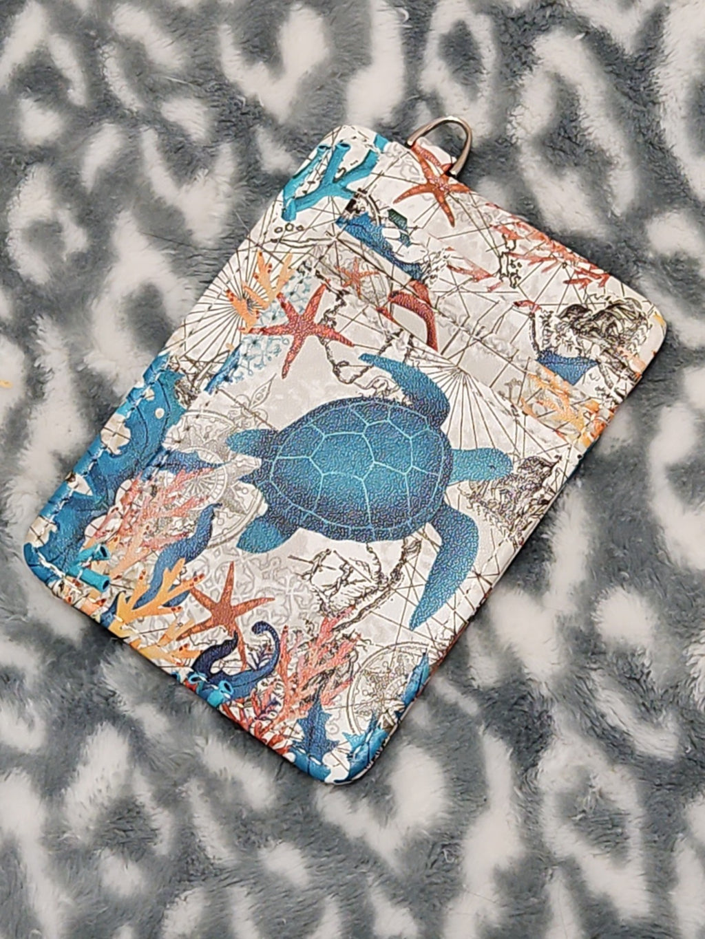 NWOT Sea Turtle RFID Credit Card Holder Wallet Women ID Window Keychain