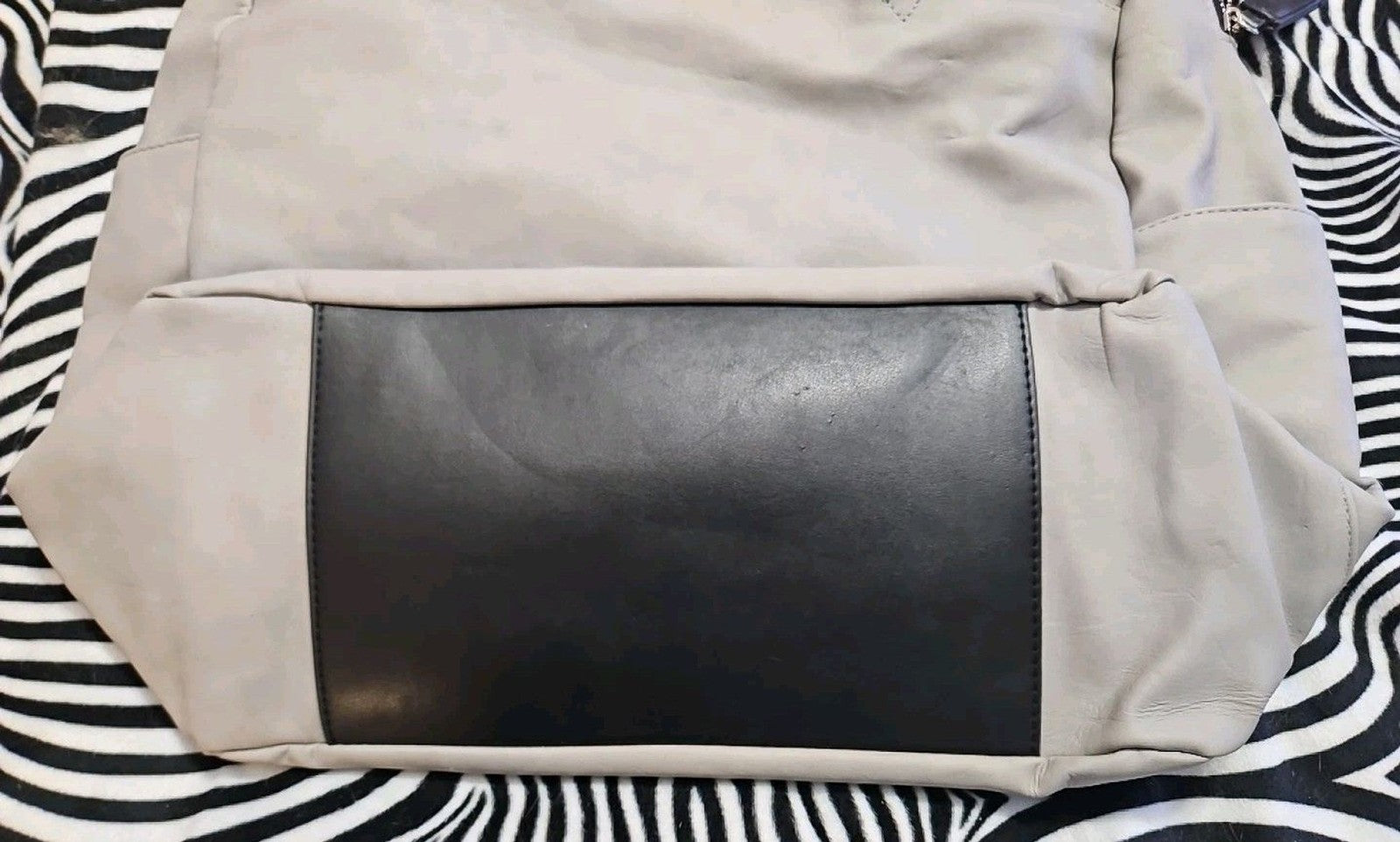 Paparazzi 'Life of the Party' Silver Gray Faux Leather Shoulder/Tote Bag