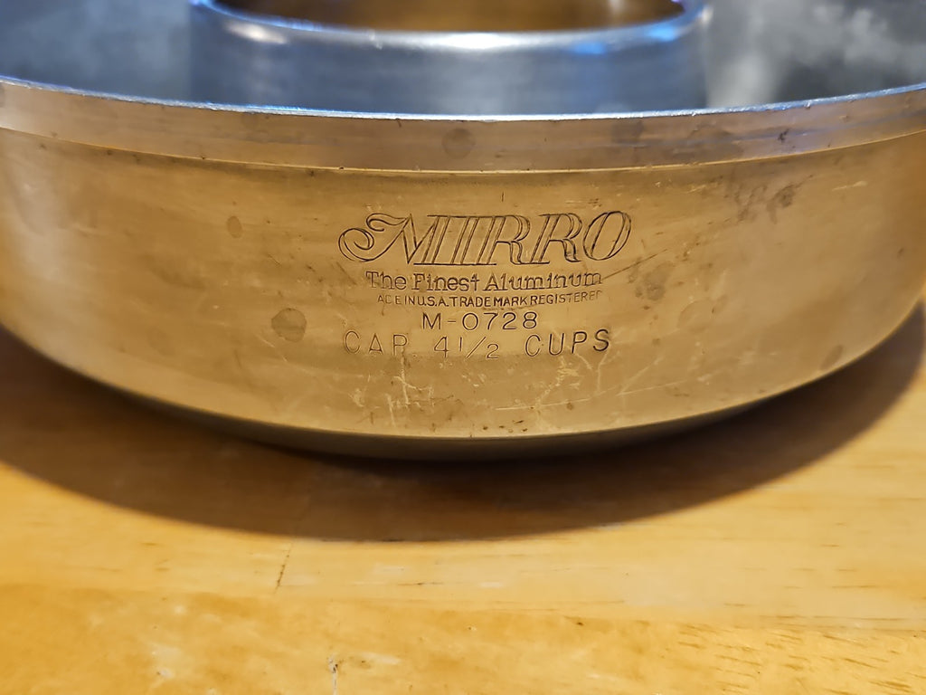 Vintage Mirro Aluminum Jello Ring Mold Cake Pan M-0728 4 1/2 Cup USA