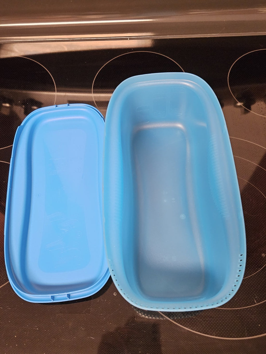 Blue Tupperware Microwave Pasta Maker Spaghetti Cooker #6775A W/ Lid #7209A EUC