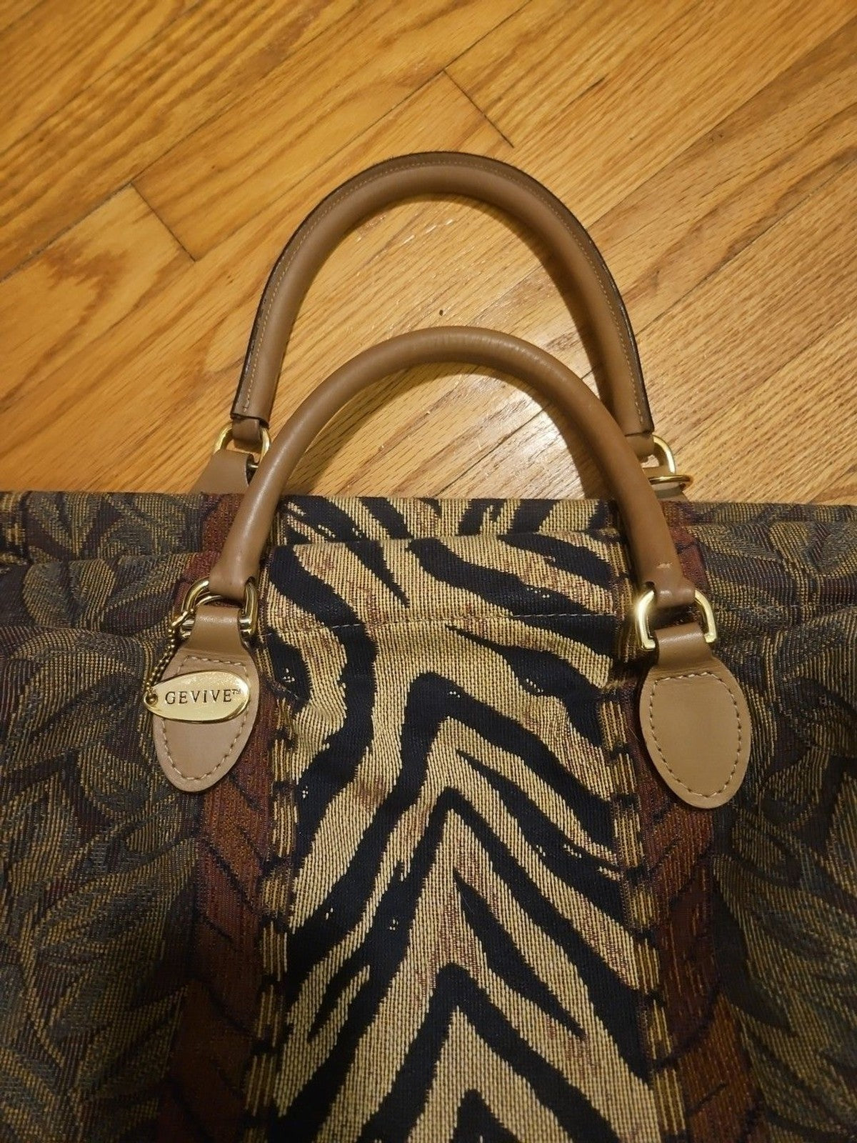 Vintage Gevive By Boyt Animal Print Tapestry Tote Duffle Bag Beautiful Condition