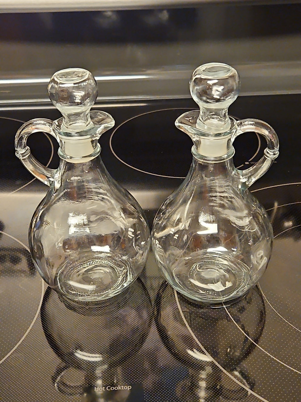 Vintage Anchor Hocking Cruet Set W/ Stoppers Oil & Vinegar Serving Set