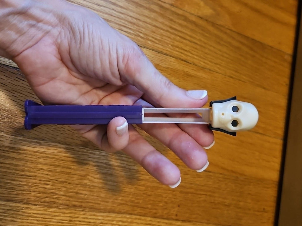 Vintage 1971 Purple Pez Dispenser Dr Skull Skeleton with Feet Made in Slovenia