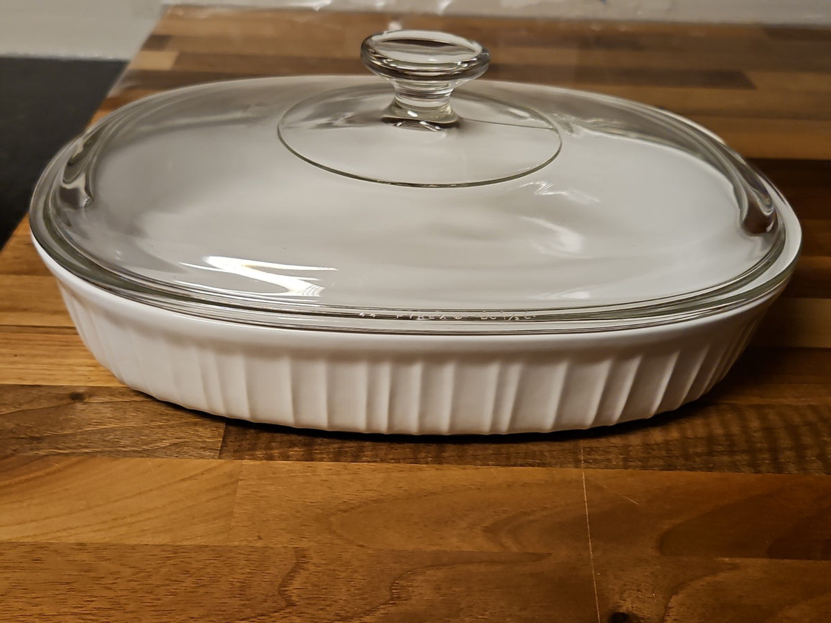 Corning Ware French White 1.5 QT Oval Casserole With Pyrex DC-1/2 Lid EUC