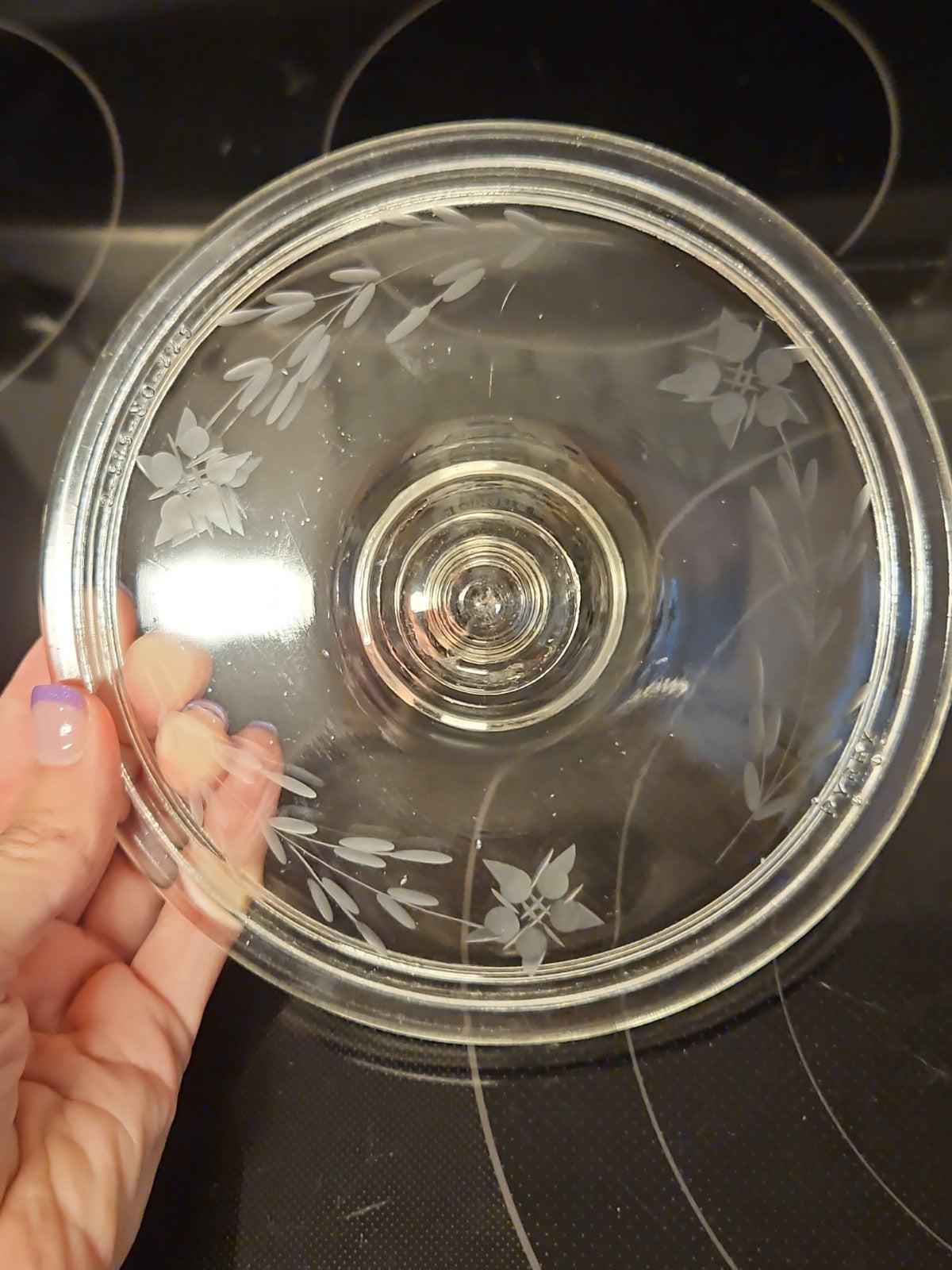 Vintage Pyrex Etched Floral Glass Casserole Dish w/ Lid & Silver Carrier 623 - C