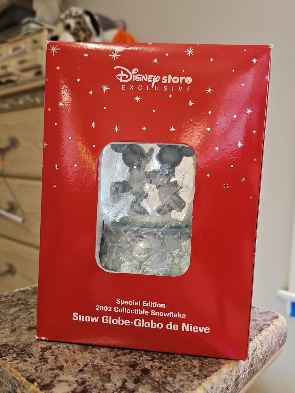 2002 Special Edition Disney Mickey & Minnie Ice Skating Silver Snow Globe