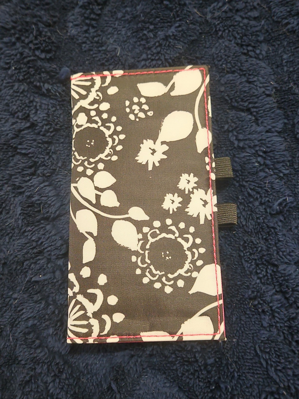 NWOT Thirty One Checkbook Cover Wallet Black & White Floral Brushstrokes