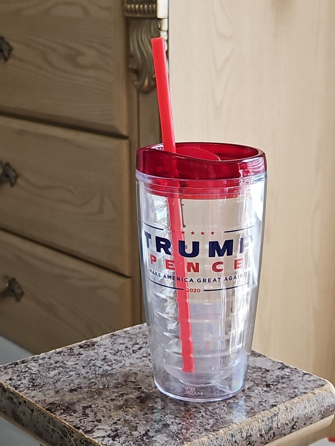 Trump Pence 2020 MAGA Make America Great Again 16 oz Plastic Tumbler W Lid