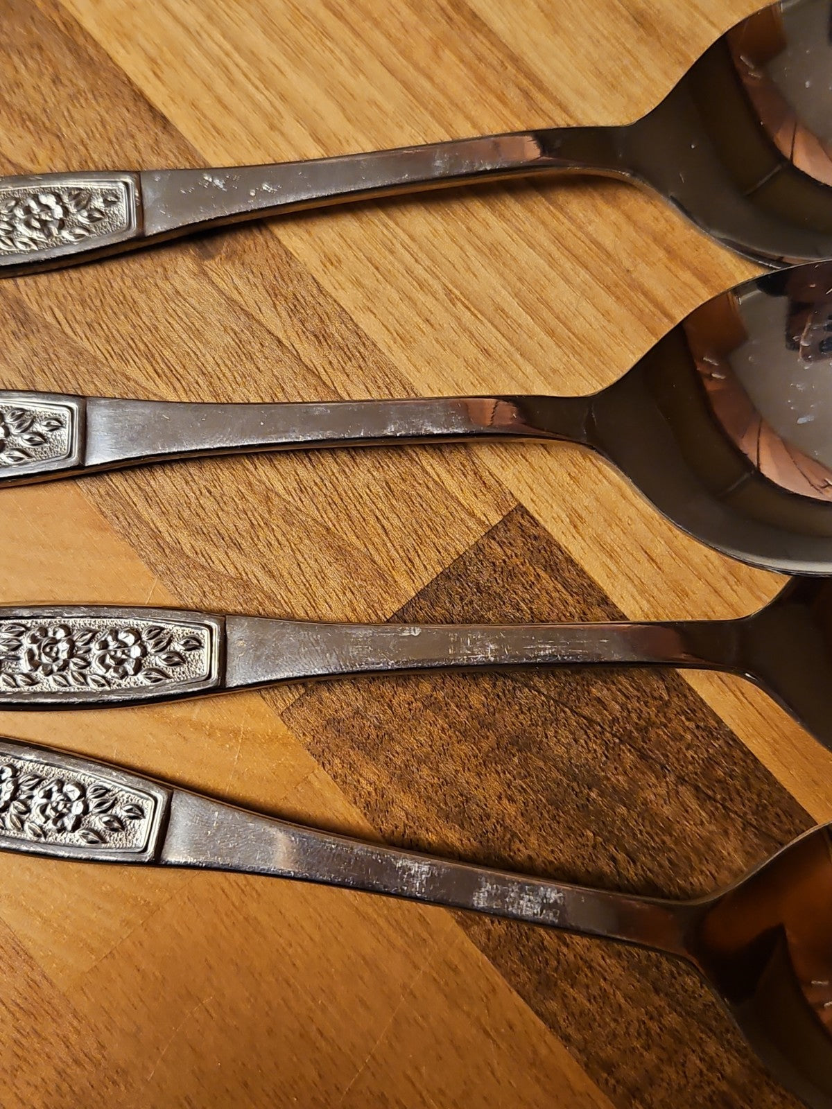 Lot Of 4 Vintage CustomCraft Stainless Steel Spoons CUS10 Rose Design Tablespoon