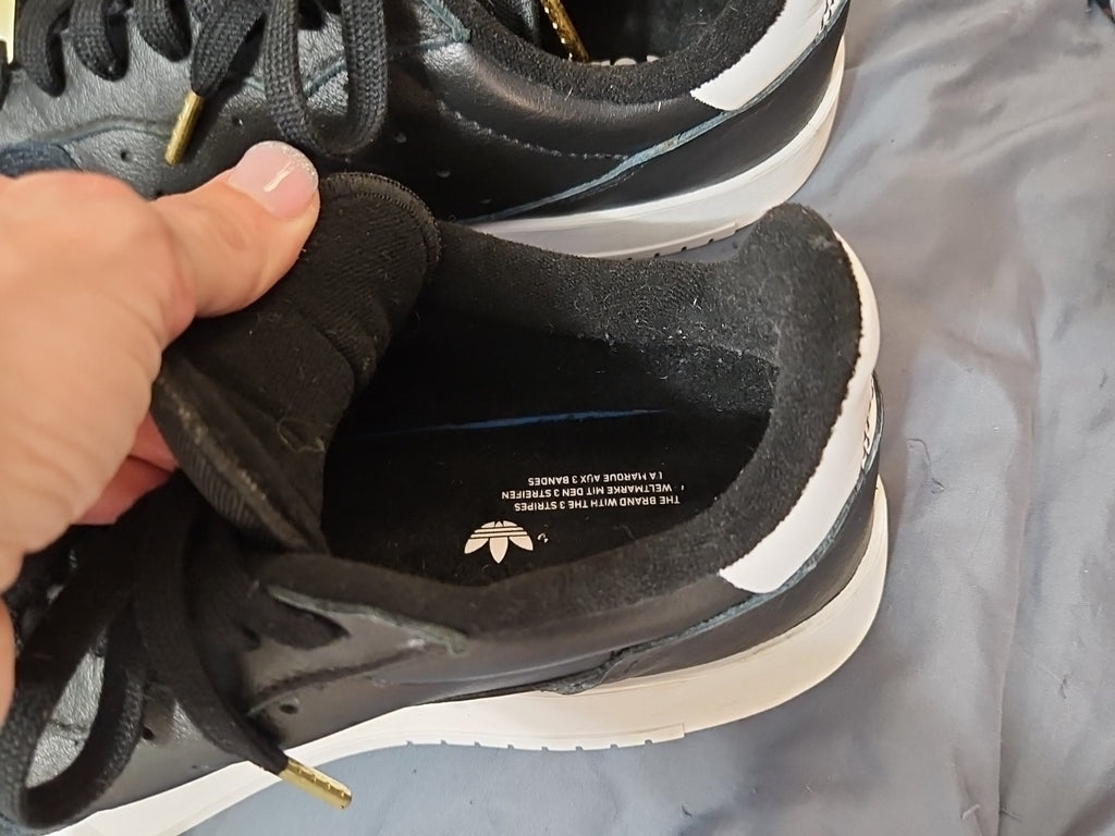 Adidas La Marque Aux 3 Bandes Mens Black Sneakers EH1690 SZ 10.5