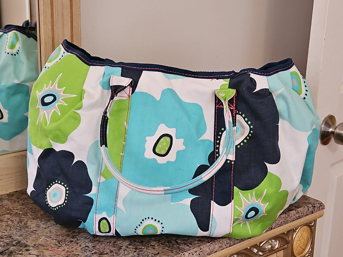 Thirty One Pleated Top Beach Tote 129 Newport Bloom Blue Green Cream 20x13x5"