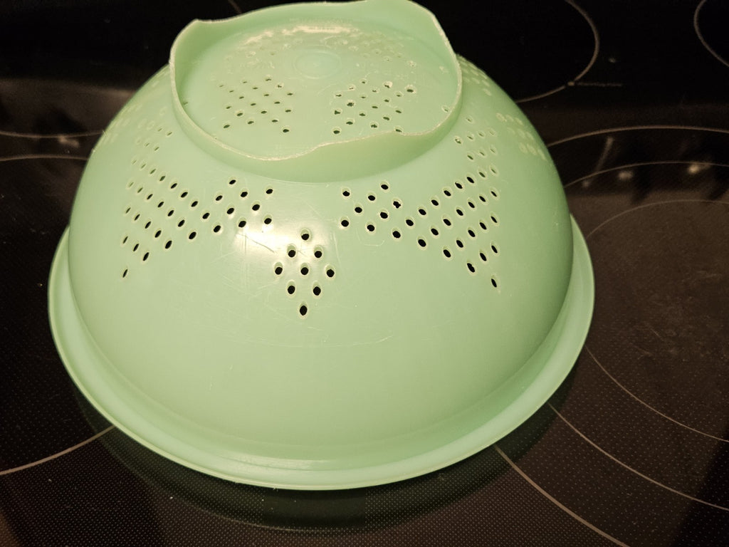 Vintage Tupperware Jadeite Green 9'' Pasta Strainer Colander W Lid #339 & #516