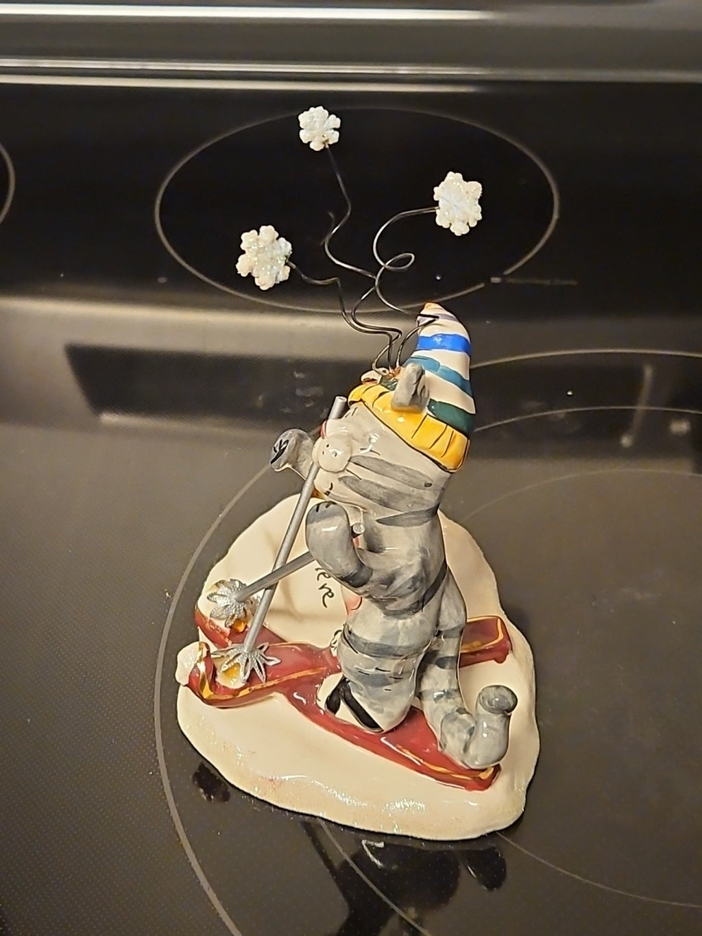 2004 Blue Sky Clayworks Christmas Cat Skiing Tea Light Holder Heather Goldminc