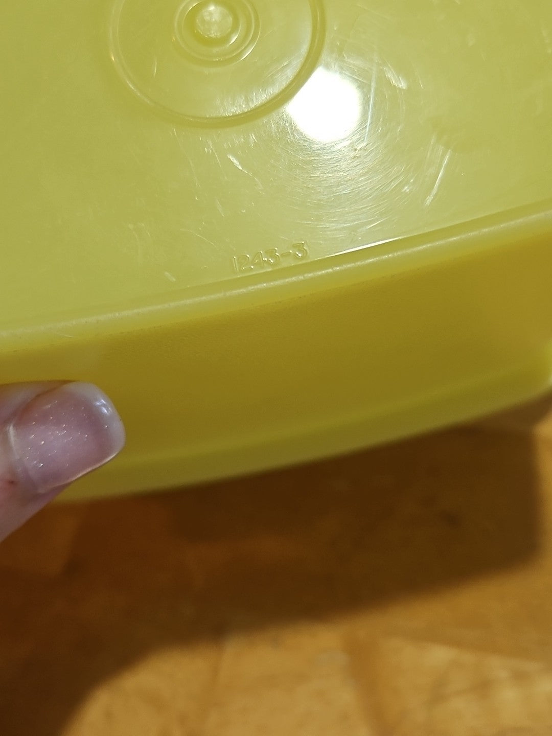 Vintage Tupperware Yellow Shelf Saver Container #1243-10 W/ #1244-13 Lid EUC