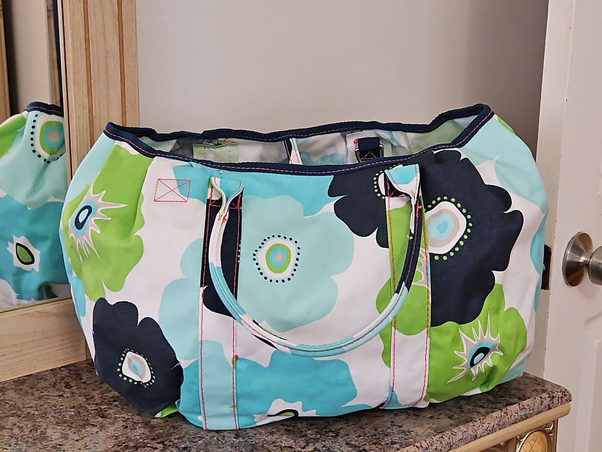 Thirty One Pleated Top Beach Tote 129 Newport Bloom Blue Green Cream 20x13x5"
