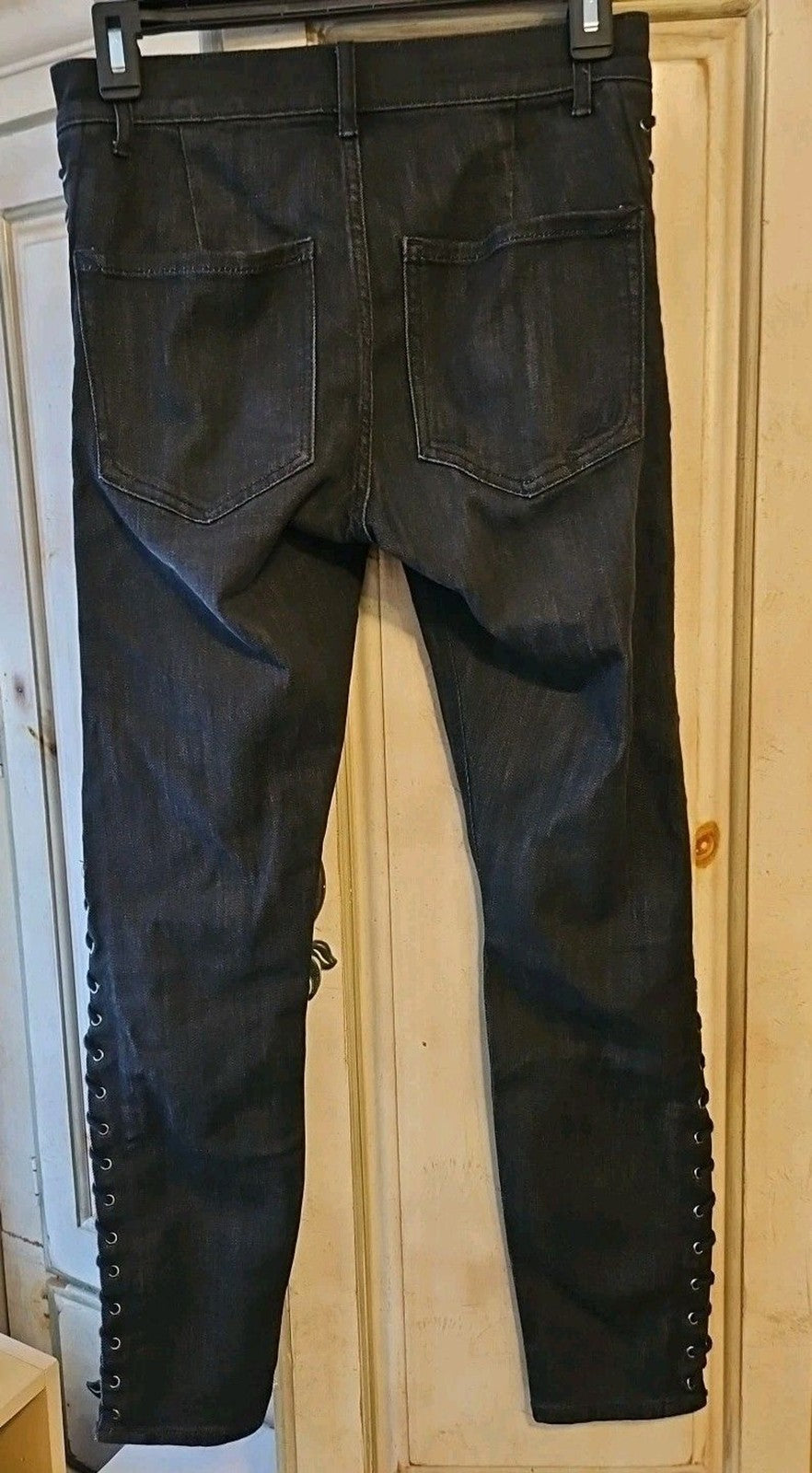 Express Jeans Womens 4 R Black Skinny Jean High Rise Legging Lace Up Beautiful!