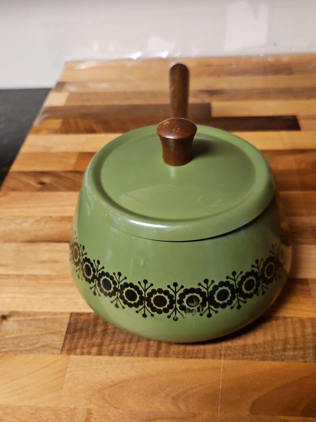 Vintage Green Enamel Fondue Pot Saucepan Floral MCM Boho Wood Handle 1970s