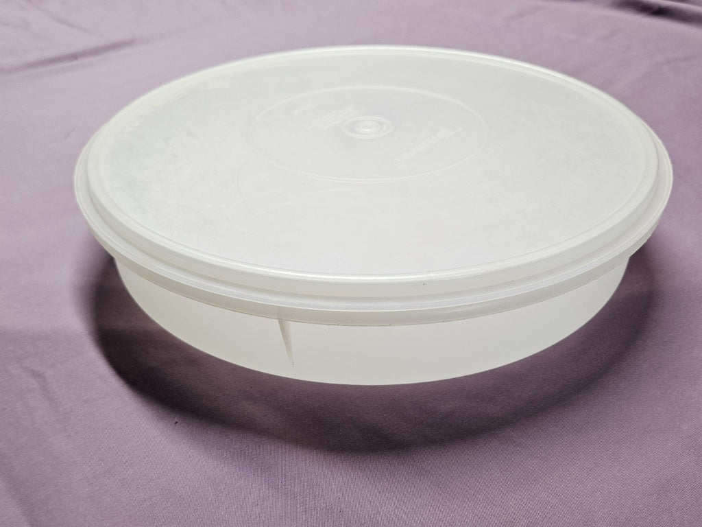Vintage Tupperware Sheer Cupcake Keeper #242 w/Lid Seal #224 READ