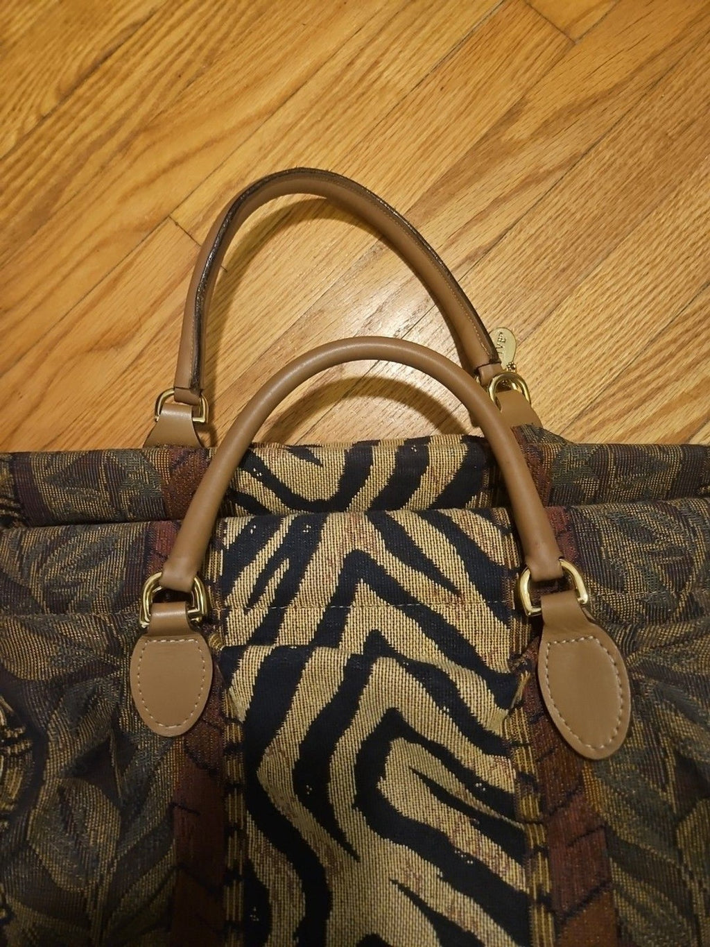 Vintage Gevive By Boyt Animal Print Tapestry Tote Duffle Bag Beautiful Condition