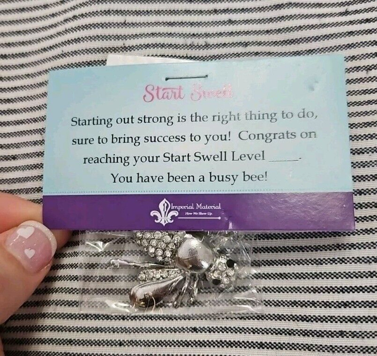 Thirty One 31 Consultant Start Swell Busy Bee Pin Silver W Rhinestones NIB
