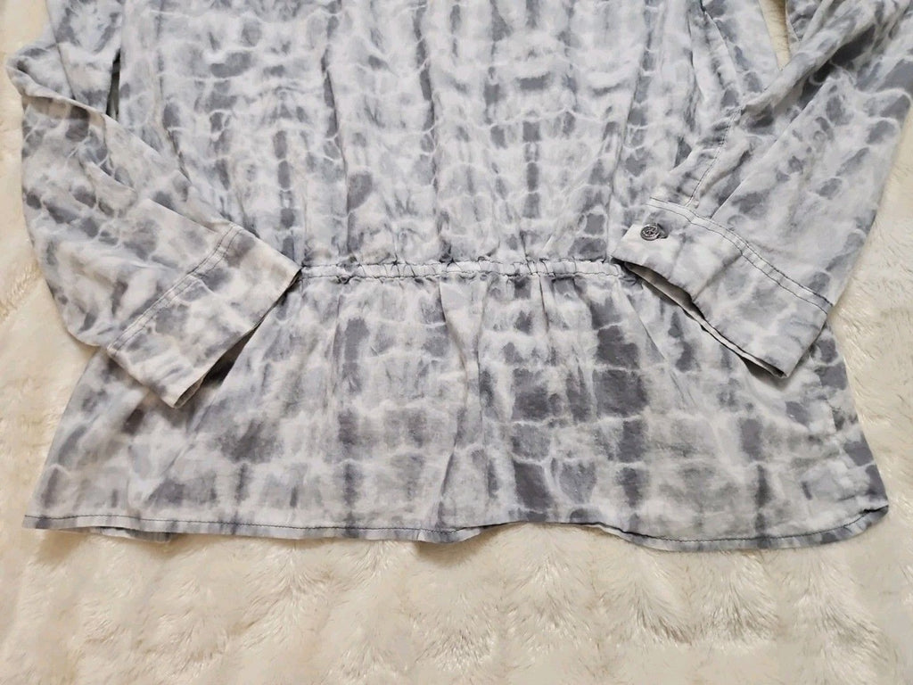 Michael Kors Blouse Henley Neck Ruffle Waist Sz L Grey & White