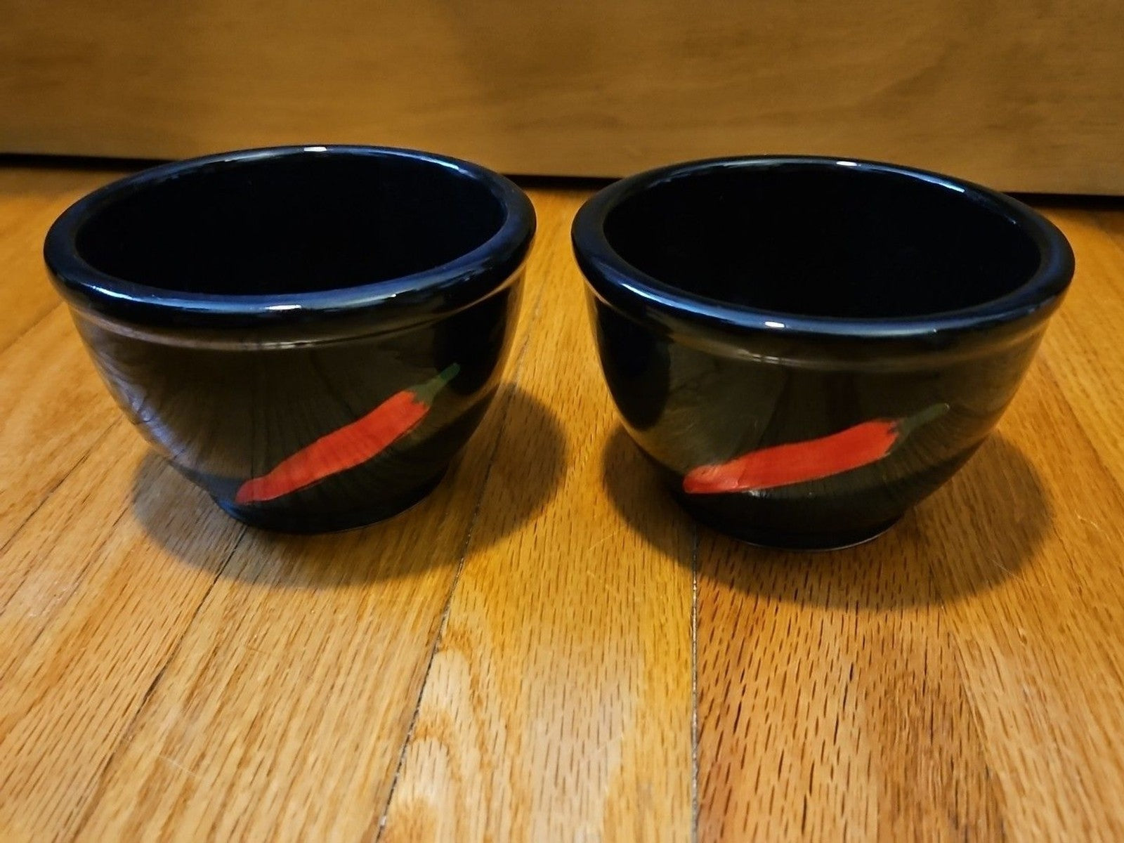 Vintage Y2k Black 4 piece Chip & Dip Serving Set Chili Pepper Design