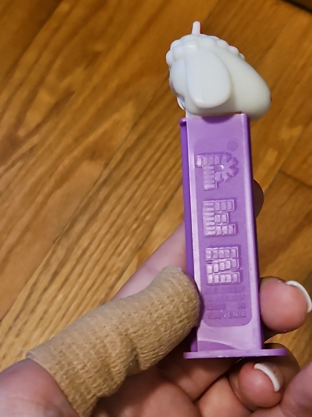 Vintage White Lamb Red Bow Purple 1979 Pez 4 Inch Dispenser With Feet
