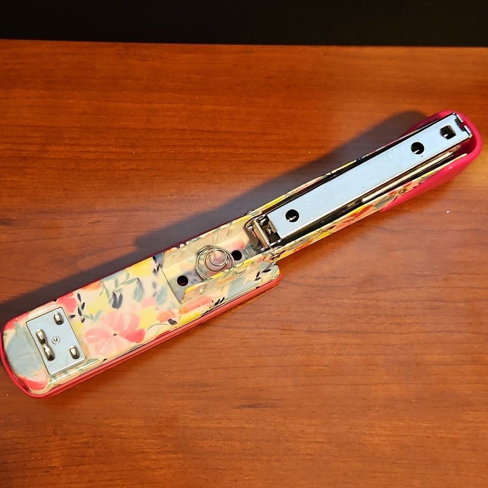 Fiddlestix Paperie, Spring Flower Desk Stapler, 5 inches