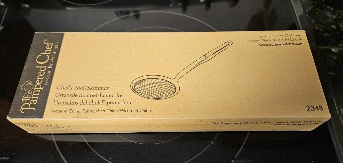 New In Box Pampered Chef Chef's Tool Skimmer Retired Piece