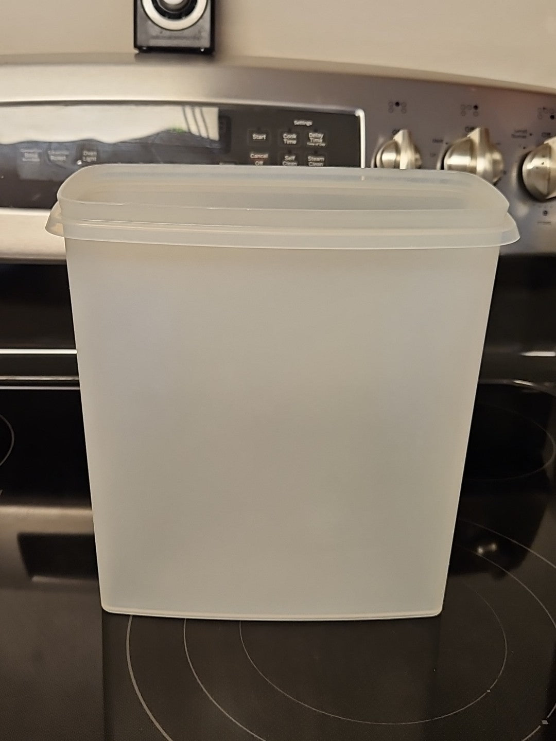 Vintage Tupperware Large Sheer Cereal Keeper Container 20 cup # 1588-2 No Lid