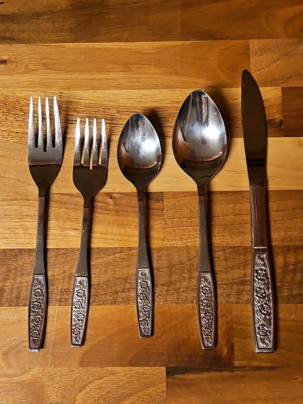 Vintage CustomCraft Stainless Steel Flatware CUS10 5 Pc Service For 2 Roses